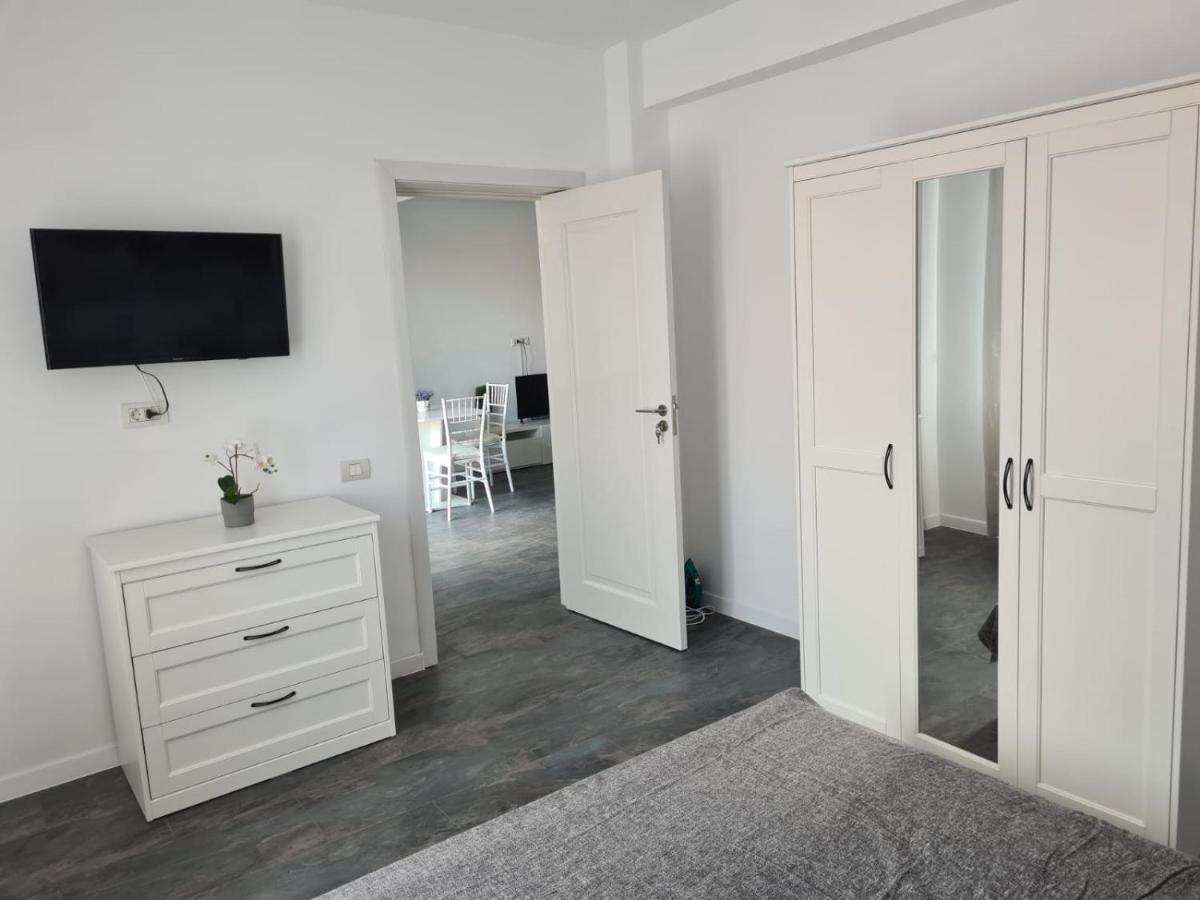 Bya Apartament Mamaia Nord Năvodari Exterior foto